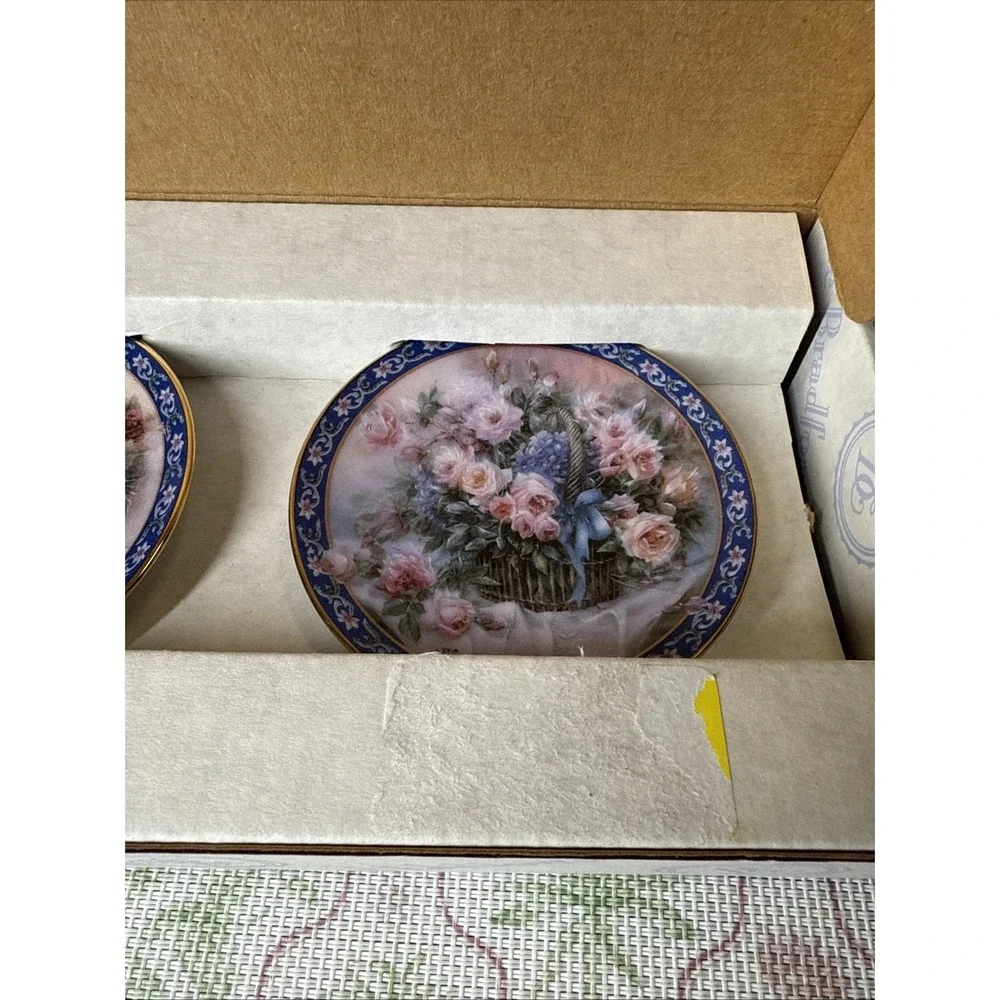 Bradford‎ E Lena Lius Roses & Begonias Miniature Plate Collection 1994